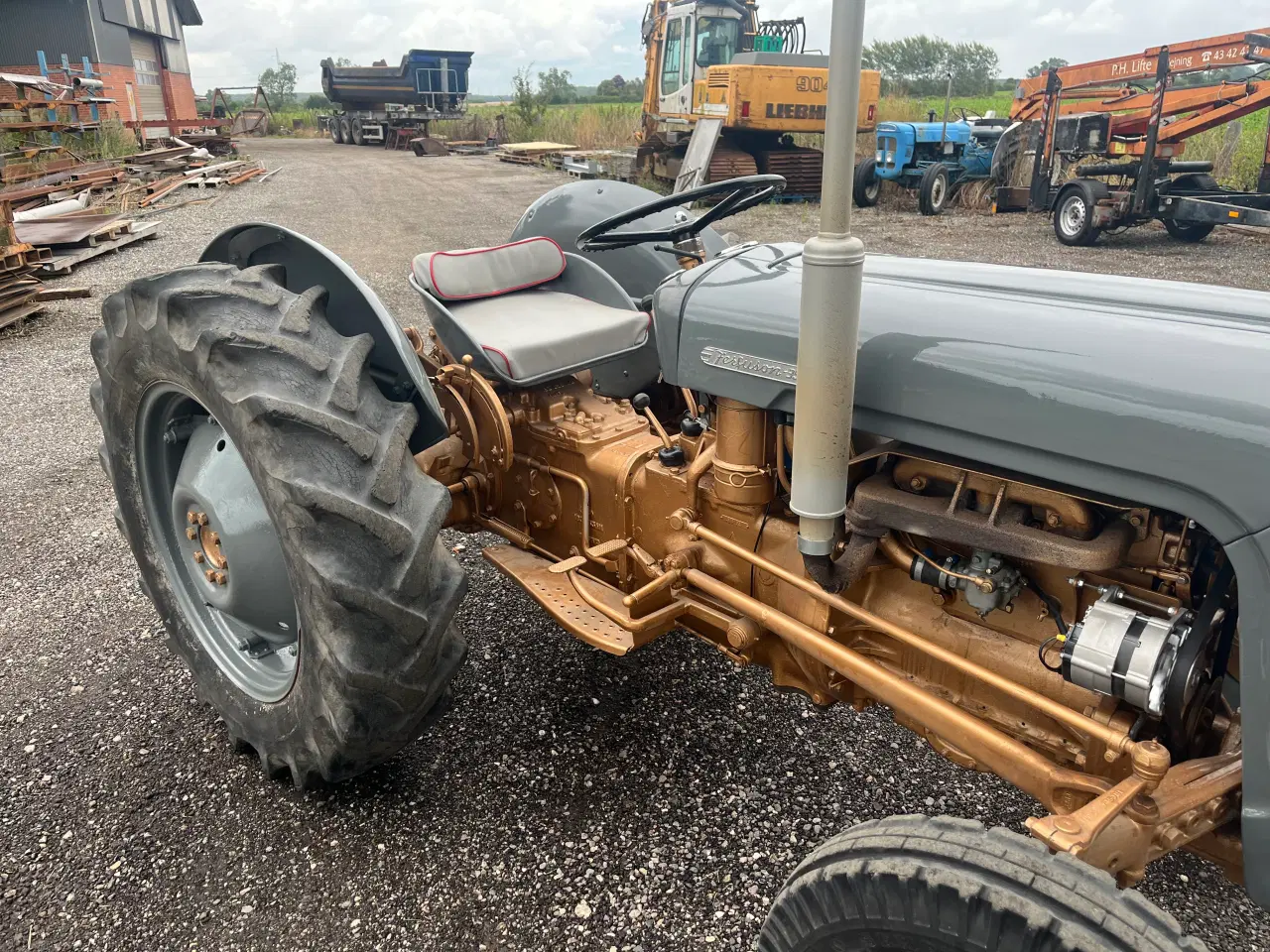 Billede 6 - Traktor fe 35 guldfugl 