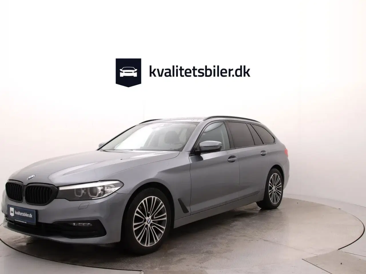 Billede 1 - BMW 530d 3,0 Touring aut.