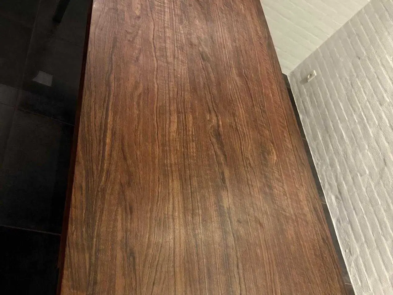 Billede 5 - Spisebord, Massiv Valnød bordplade