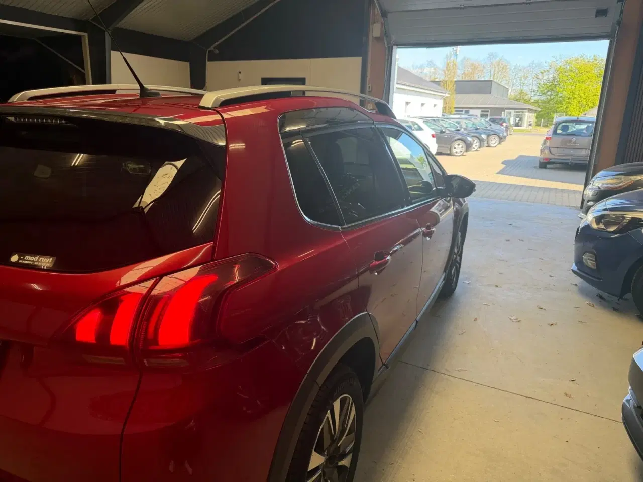 Billede 7 - Peugeot 2008 1,6 BlueHDi 100 Allure Sky
