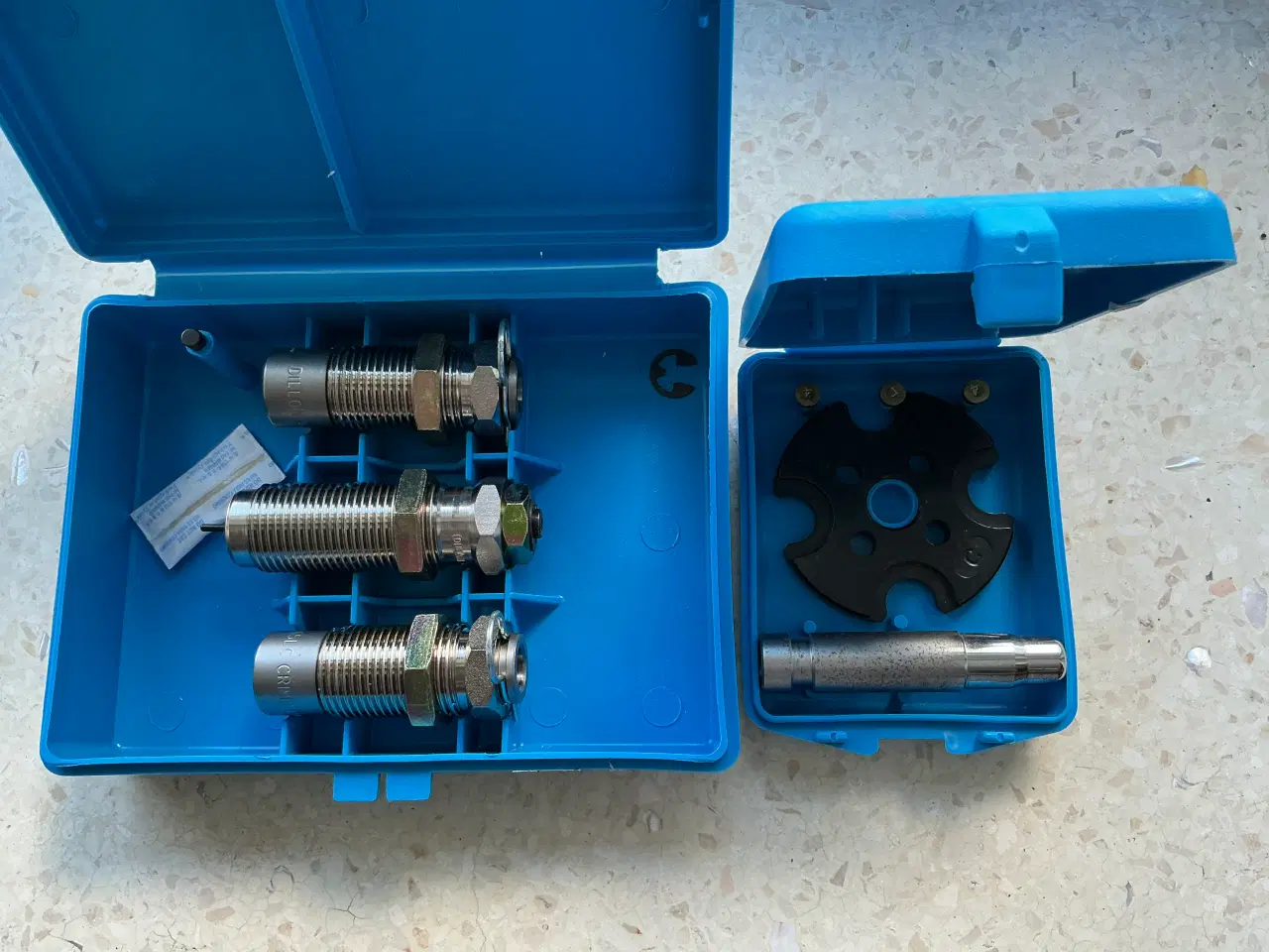 Billede 2 - Dillon genladningskit 45 colt og conversion kit