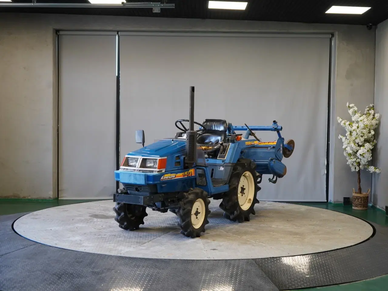 Billede 1 - ISEKI MINI TRAKTOR TU150F – LANDHØJDE 150 DIESEL