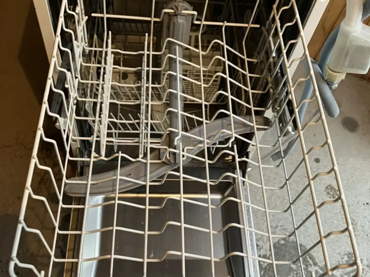 Billede 3 - Smal opvasker