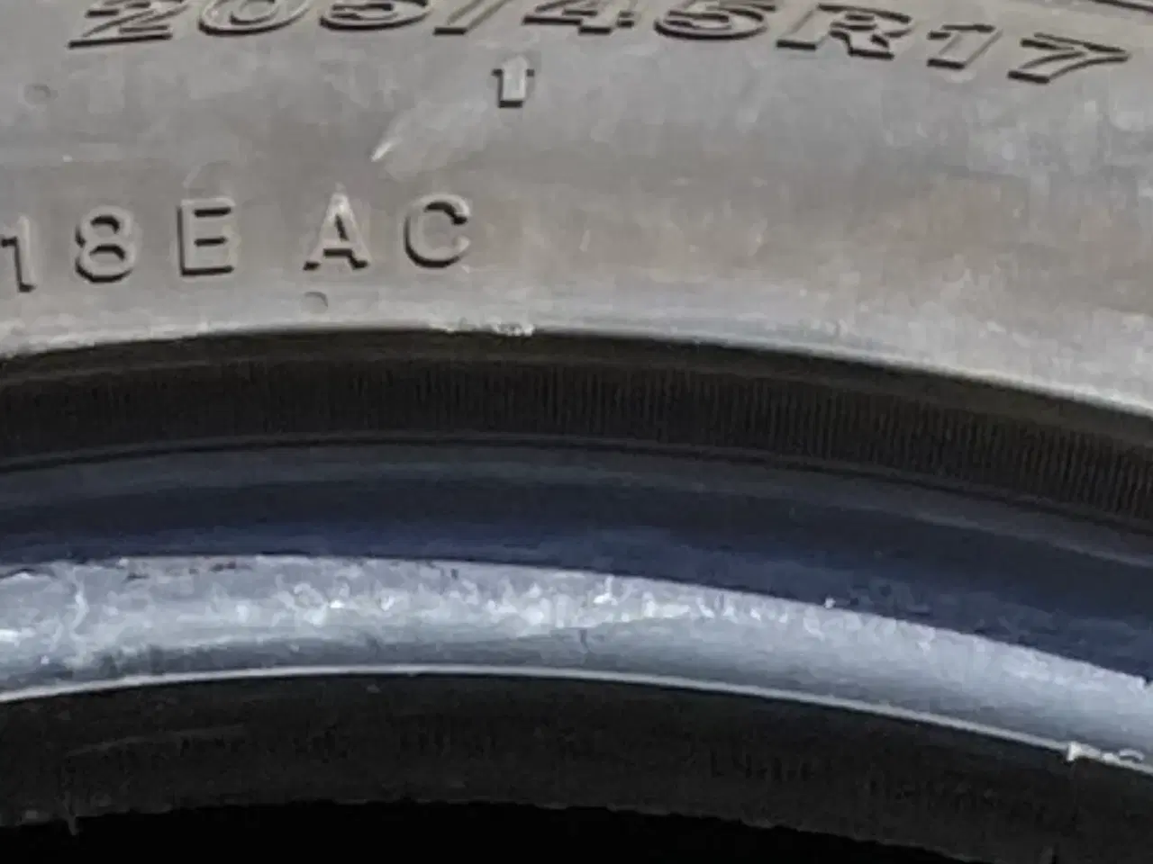 Billede 3 - Vinterdæk. Winguard Sport 2. 205/45R17