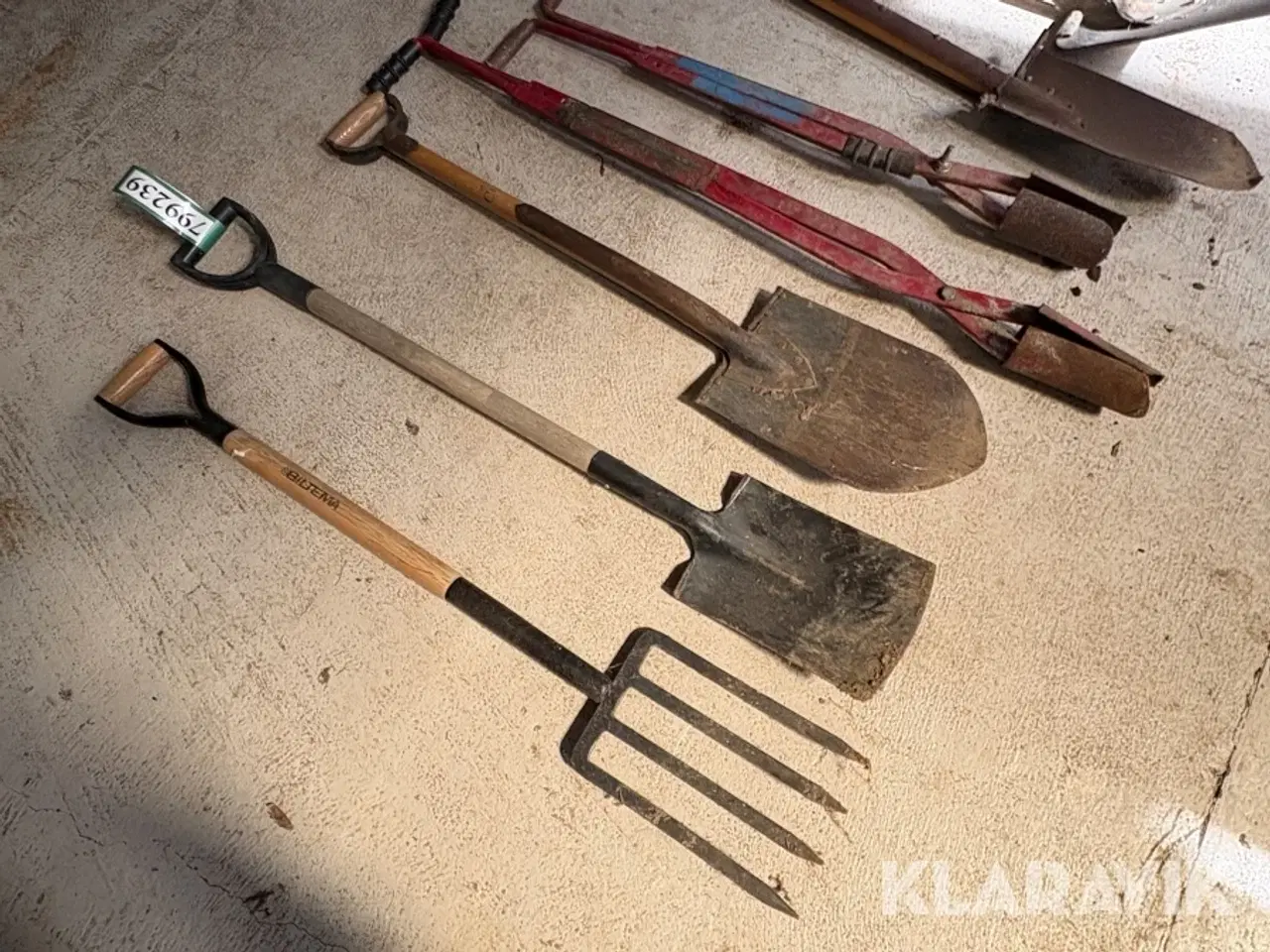 Billede 9 - Haveredskaber 8 styk