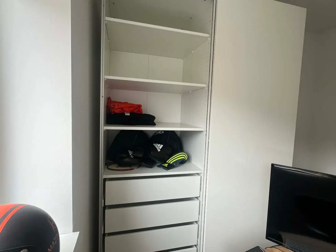 Billede 3 - Pax klædeskab sælges