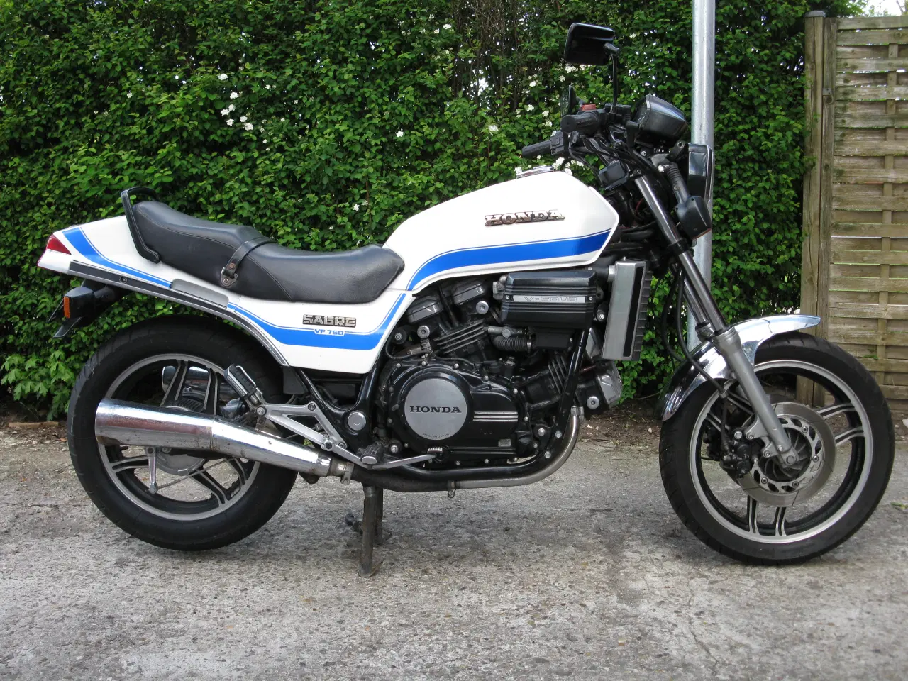 Billede 2 - Honda VF 750 S