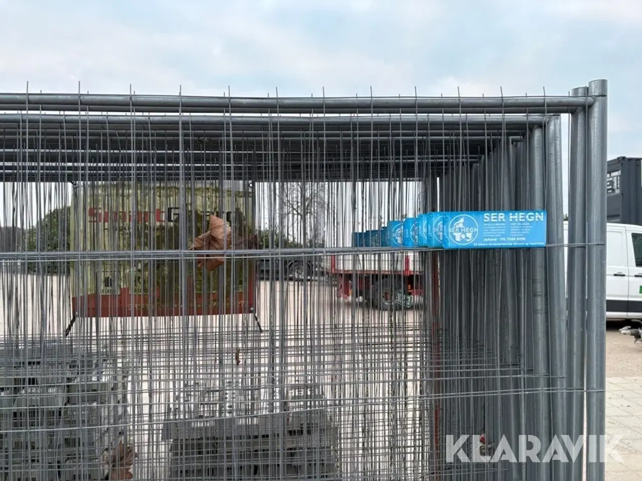 Billede 9 - Hegn 30 styk + tilhørende fødder