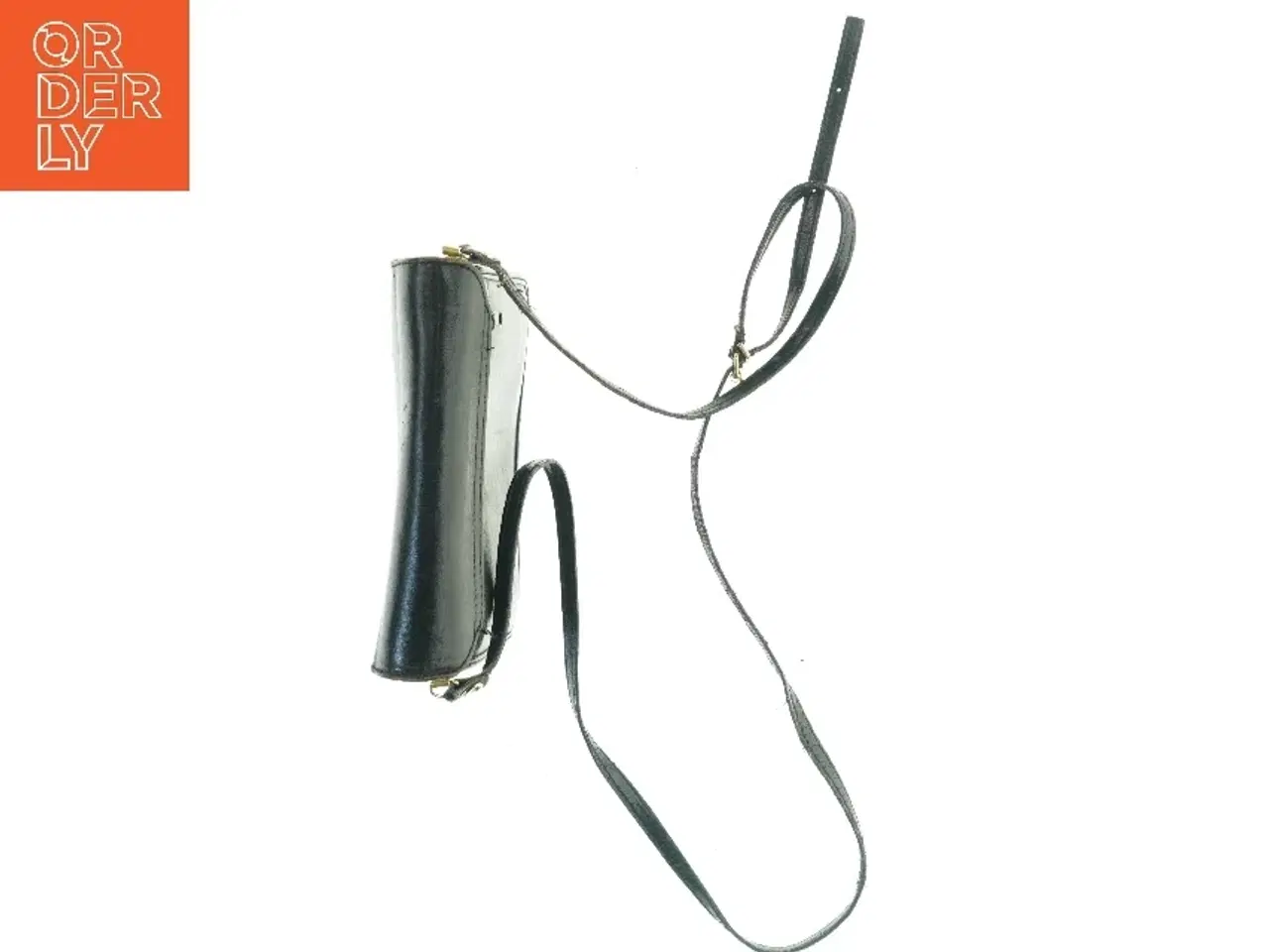 Billede 2 - Brugt sort lædertaske fra Okay Soo (str. 20 x 17 cm)