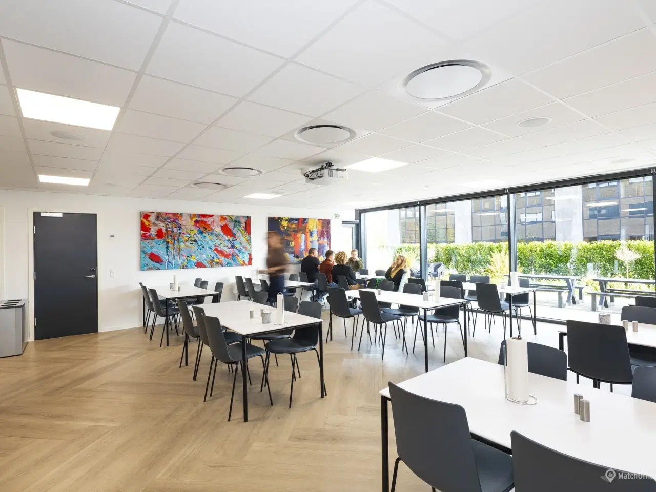 Billede 28 - Velbeliggende nyere moderne kontorlokaler med fælles kantineordning