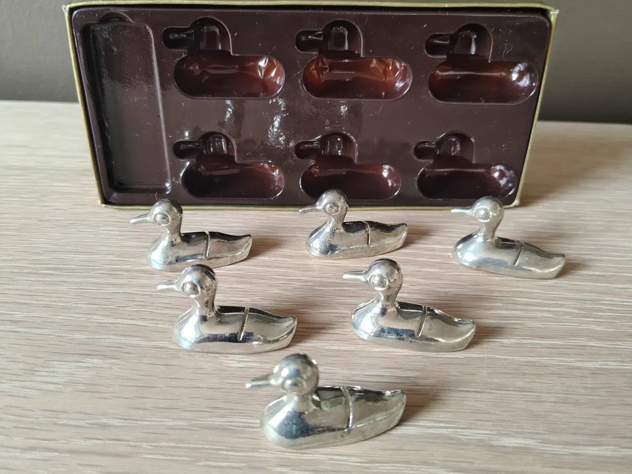 Billede 1 - Flotte bordkort "sølv" ænder