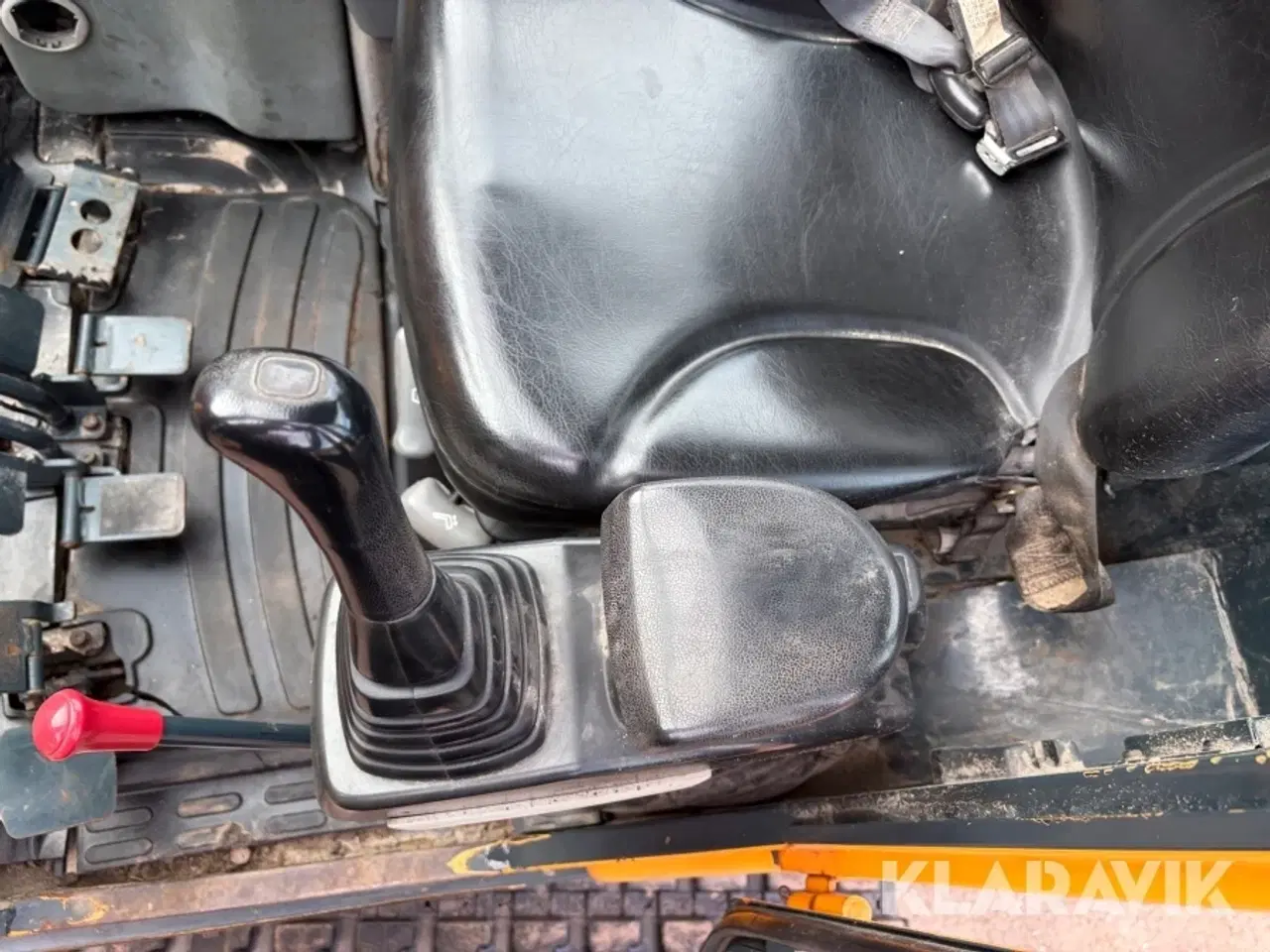 Billede 12 - Gravemaskine Hyundai 16.9 med skovlpakke