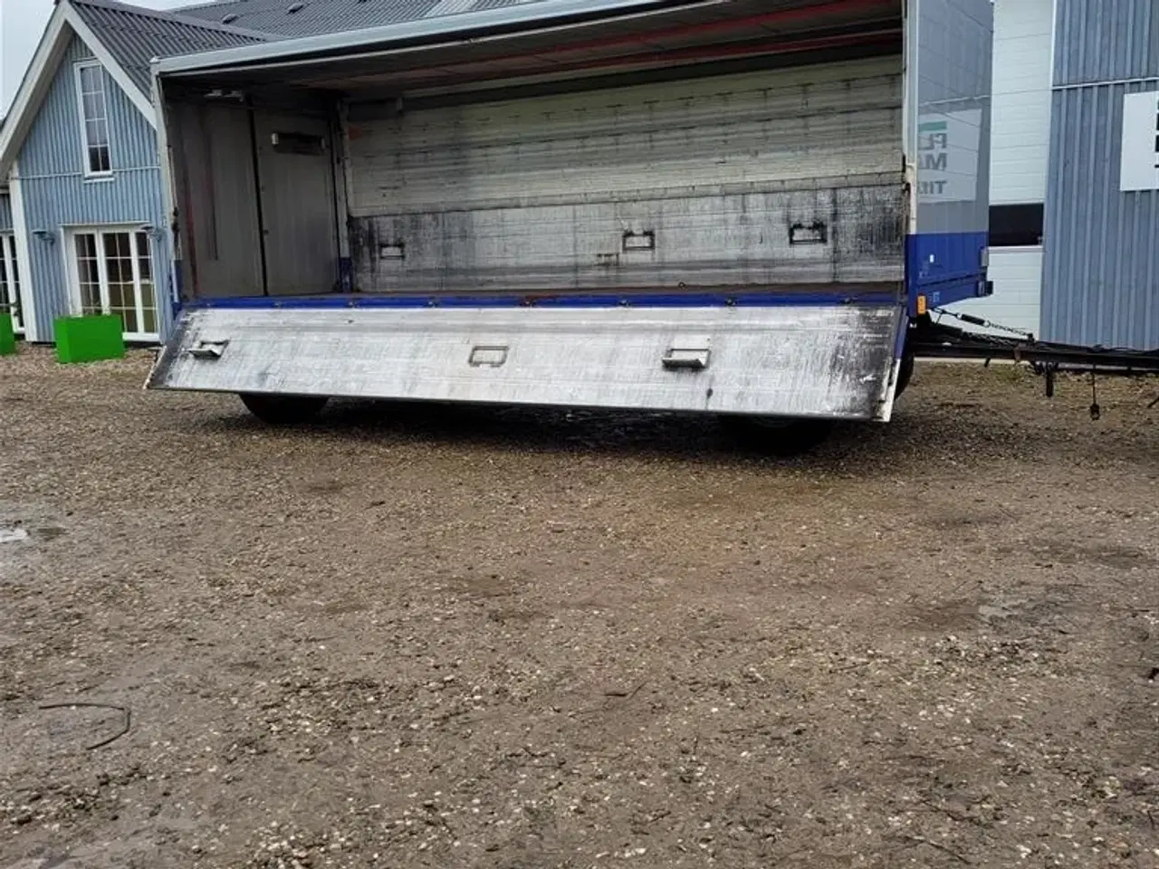 Billede 1 - - - - Anhænger som sprøjtevogn