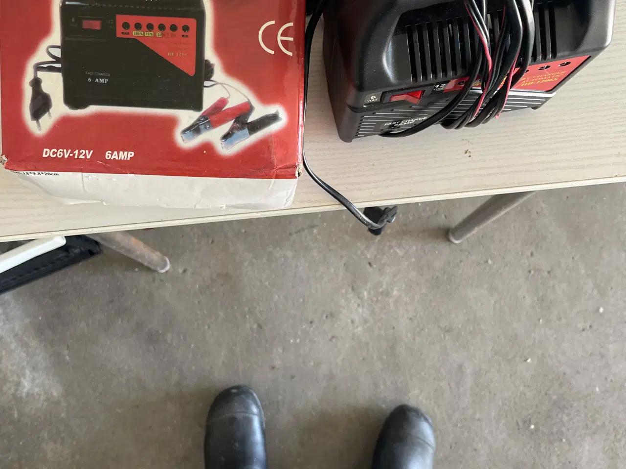 Billede 2 - Batteri lader 6/12 volt