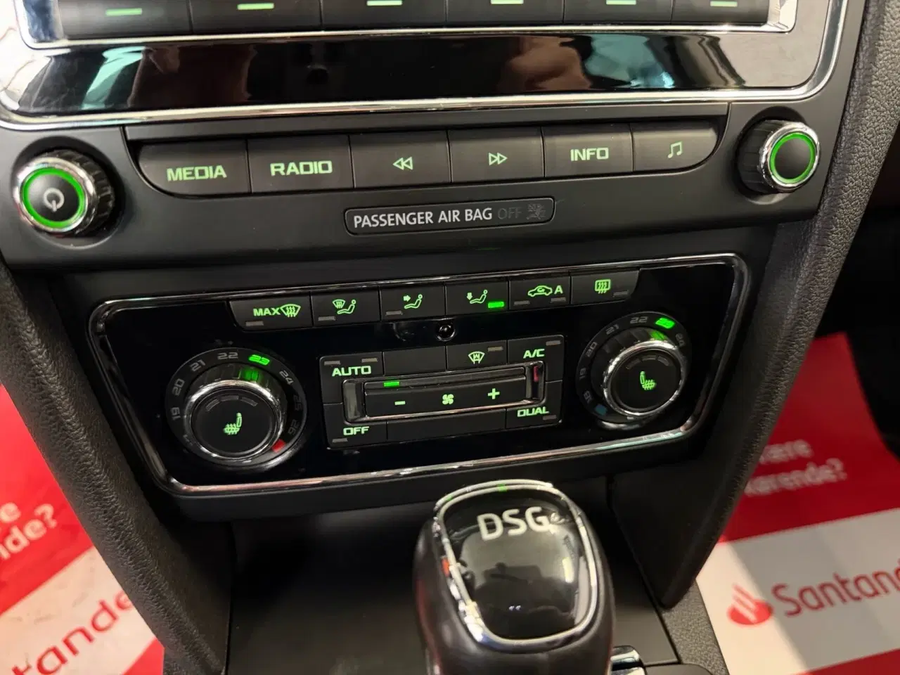 Billede 16 - Skoda Superb Combi 2,0 TDI Common Rail DPF Elegance DSG 170HK Stc 6g Aut.