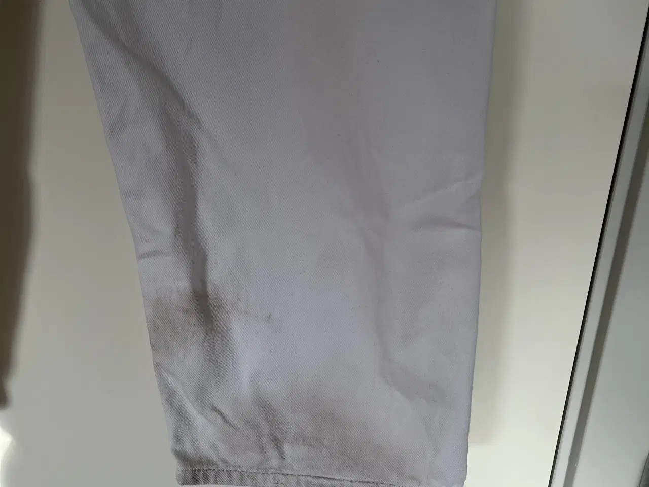 Billede 5 - Hvide bukser