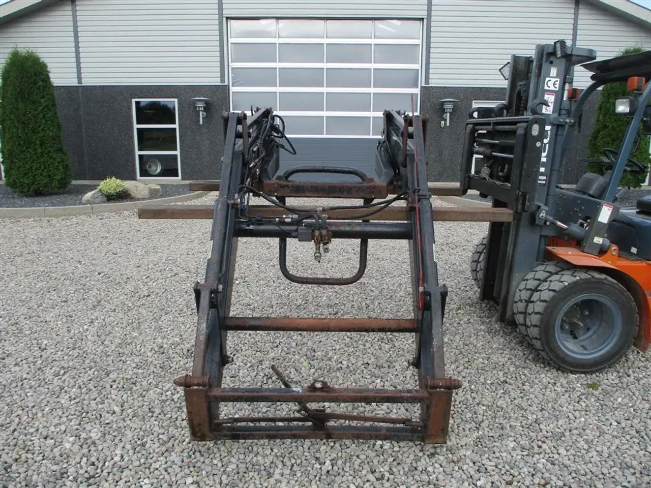 Billede 13 - RIKO med beslag og komplet hydraulik sæt samt skovl.