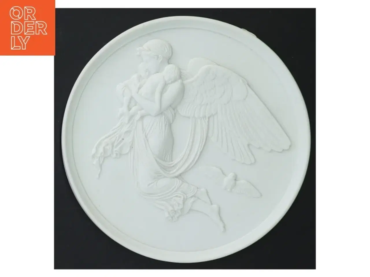 Billede 1 - Bing & Grøndal Platte . Dekorativ platte med engelmotiv fra B&G (str. Ø 15 cm)