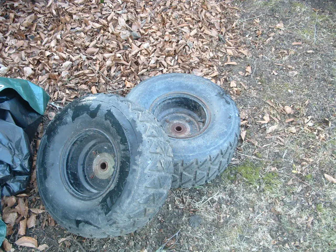 Billede 2 - 2 atv hjul holder luft og med nav