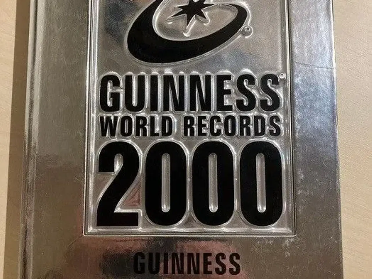 Billede 2 - Guinness Rekordbog Guinness World Records År 2000