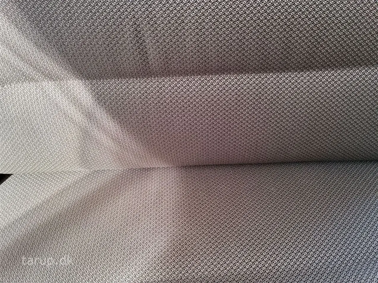 Billede 10 - 2014 - Adria Adora 512 UL   Mover, myggenetsdør, enkeltsenge m/udtræk, rundsidde-gruppe, el-gulv-varme, 90l. køleskab med fryser, stabilisator, glatte glasfibersider