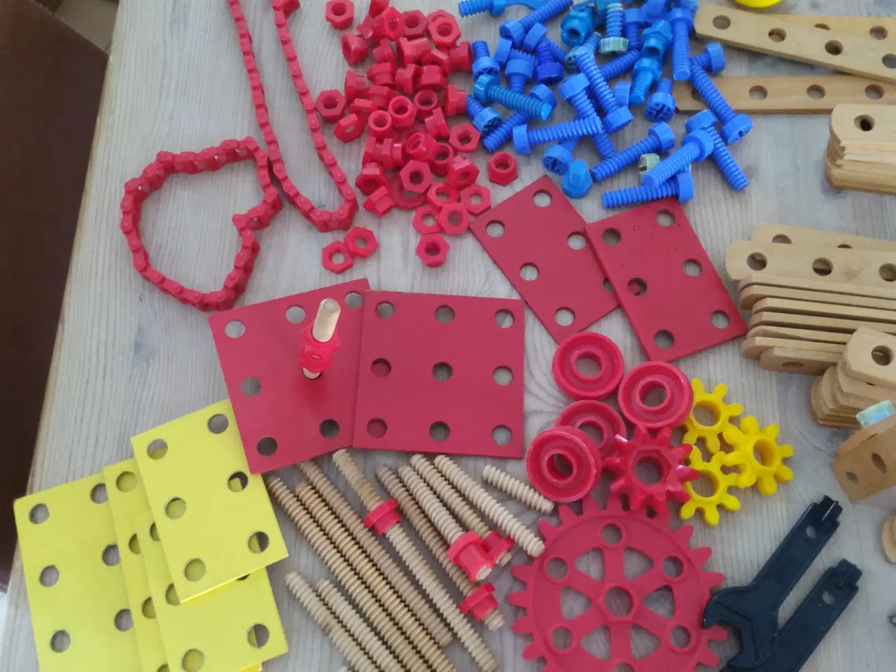 Billede 7 - Lego bilofix byggesæt i træ.
