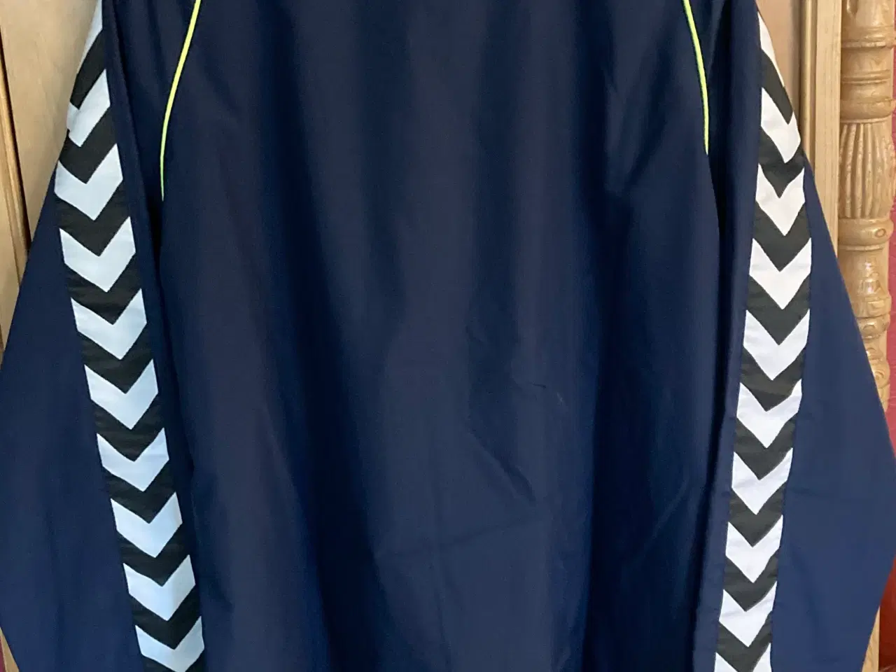 Billede 2 - Hummel trænings jakke blå