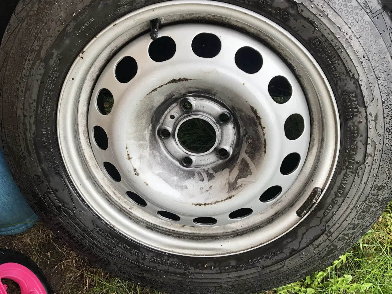 Billede 2 - Sommerdæk siddet på Peugeot Expert