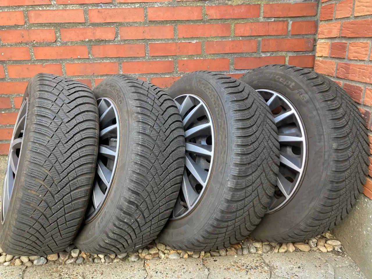Billede 3 - Vinterdæk 205/55 R16 på stålfælge til Opel