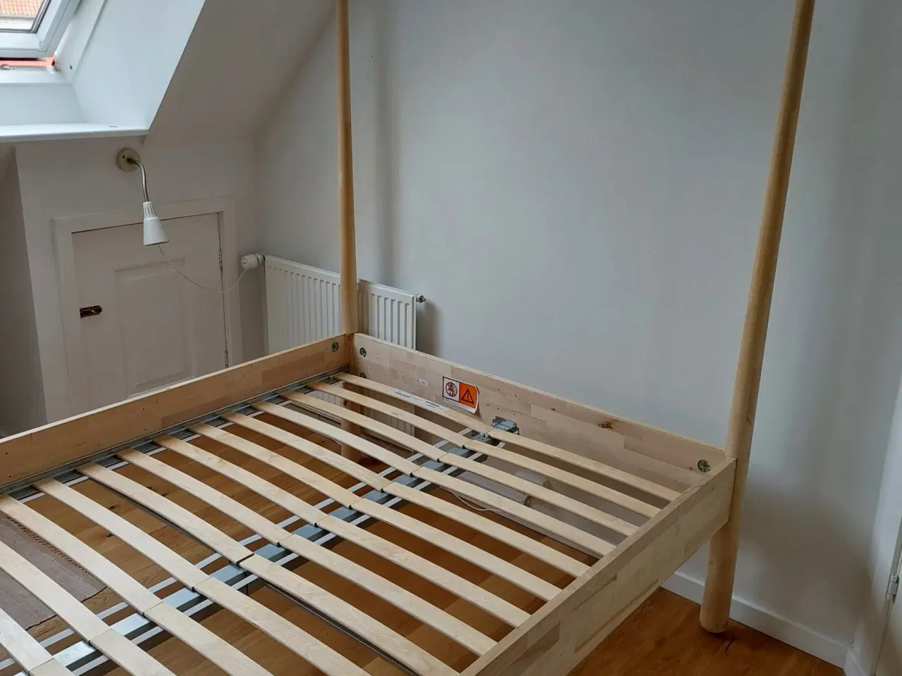 Billede 3 - Dejlig dobbeltseng (IKEA-model)