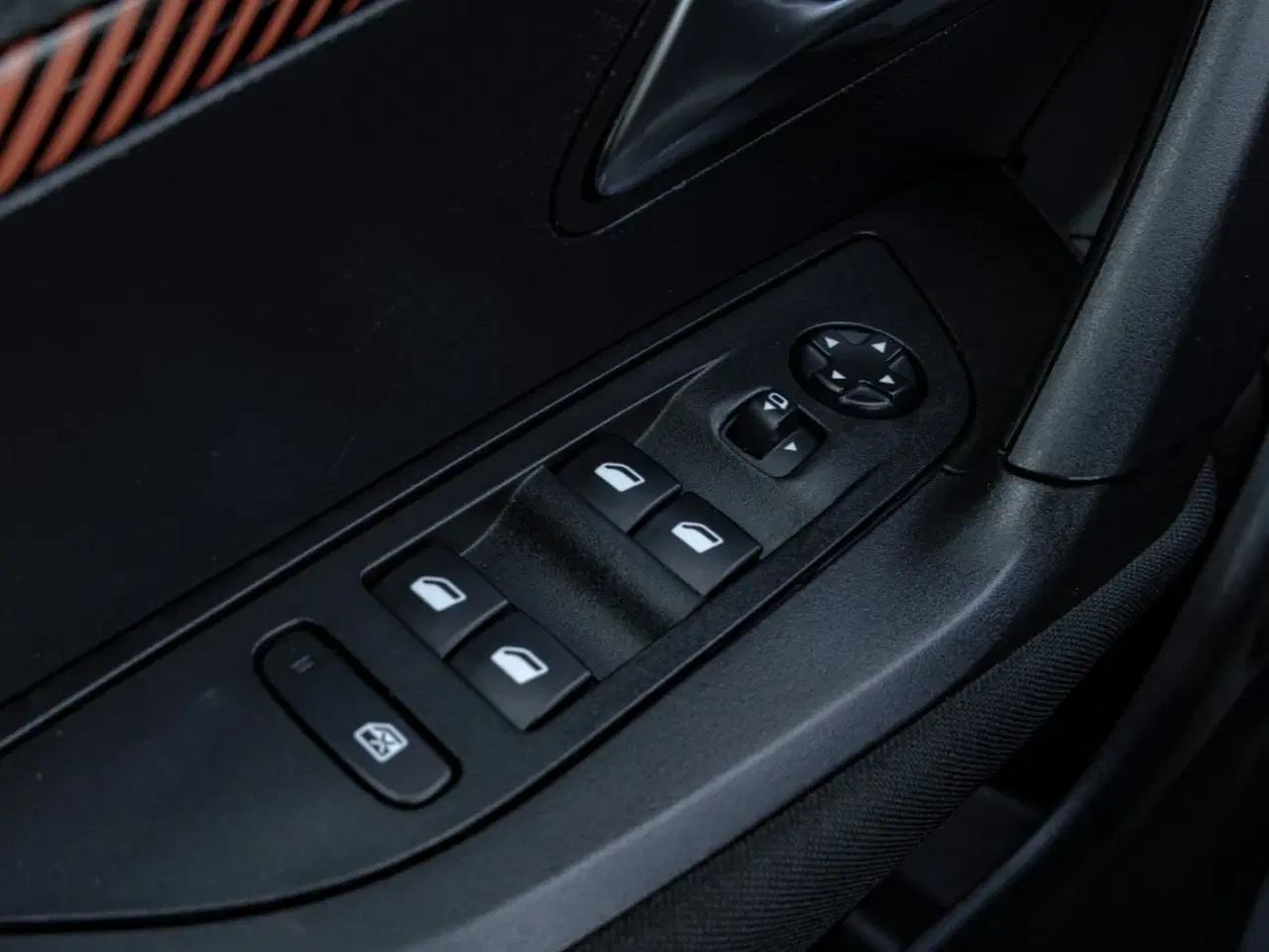 Billede 10 - Peugeot e-2008 50 Active