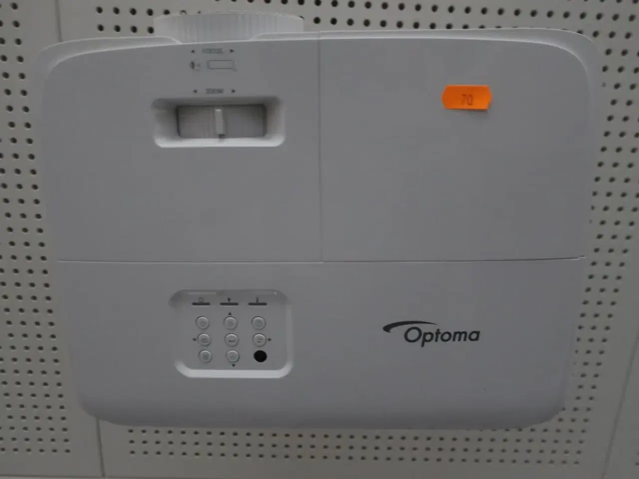 Billede 4 - Projektor OPTOMA samt projektor LUMERI