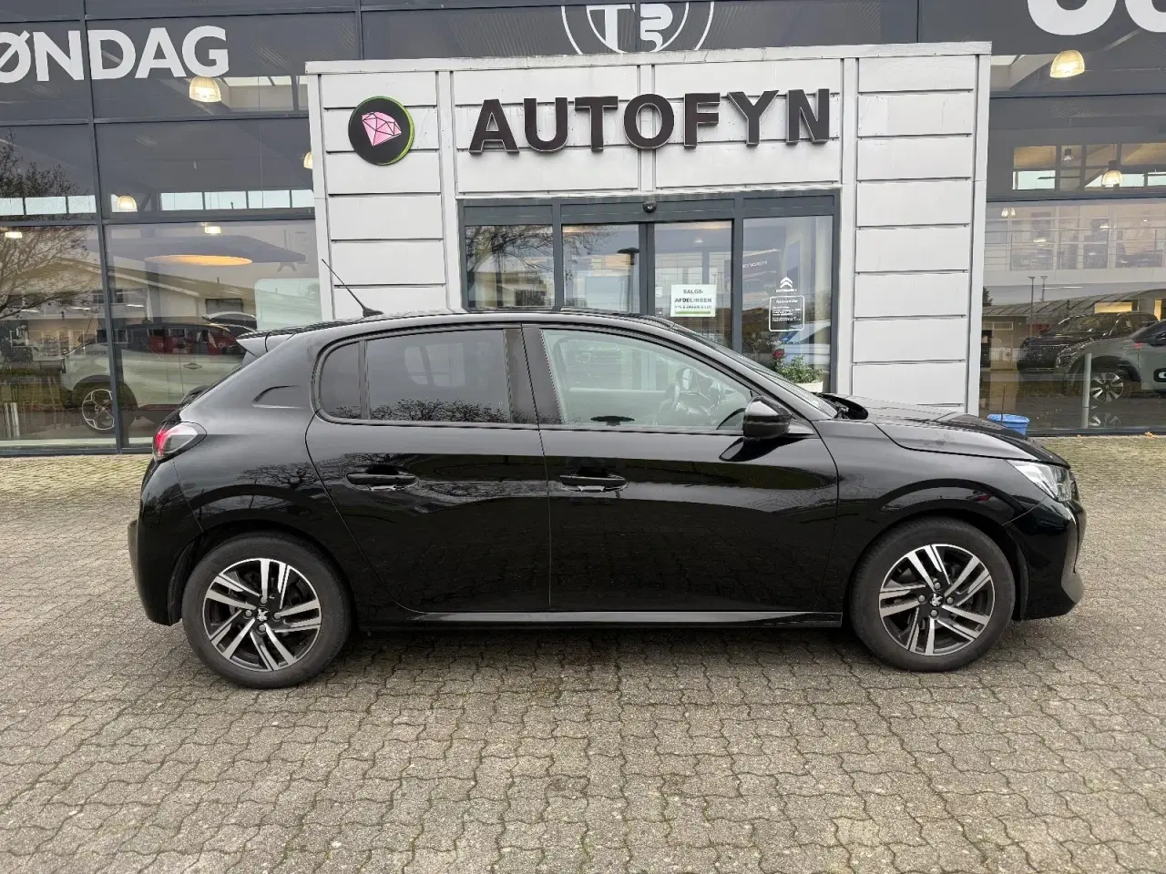 Billede 1 - Peugeot 208 1,5 BlueHDi 100 Allure Sky