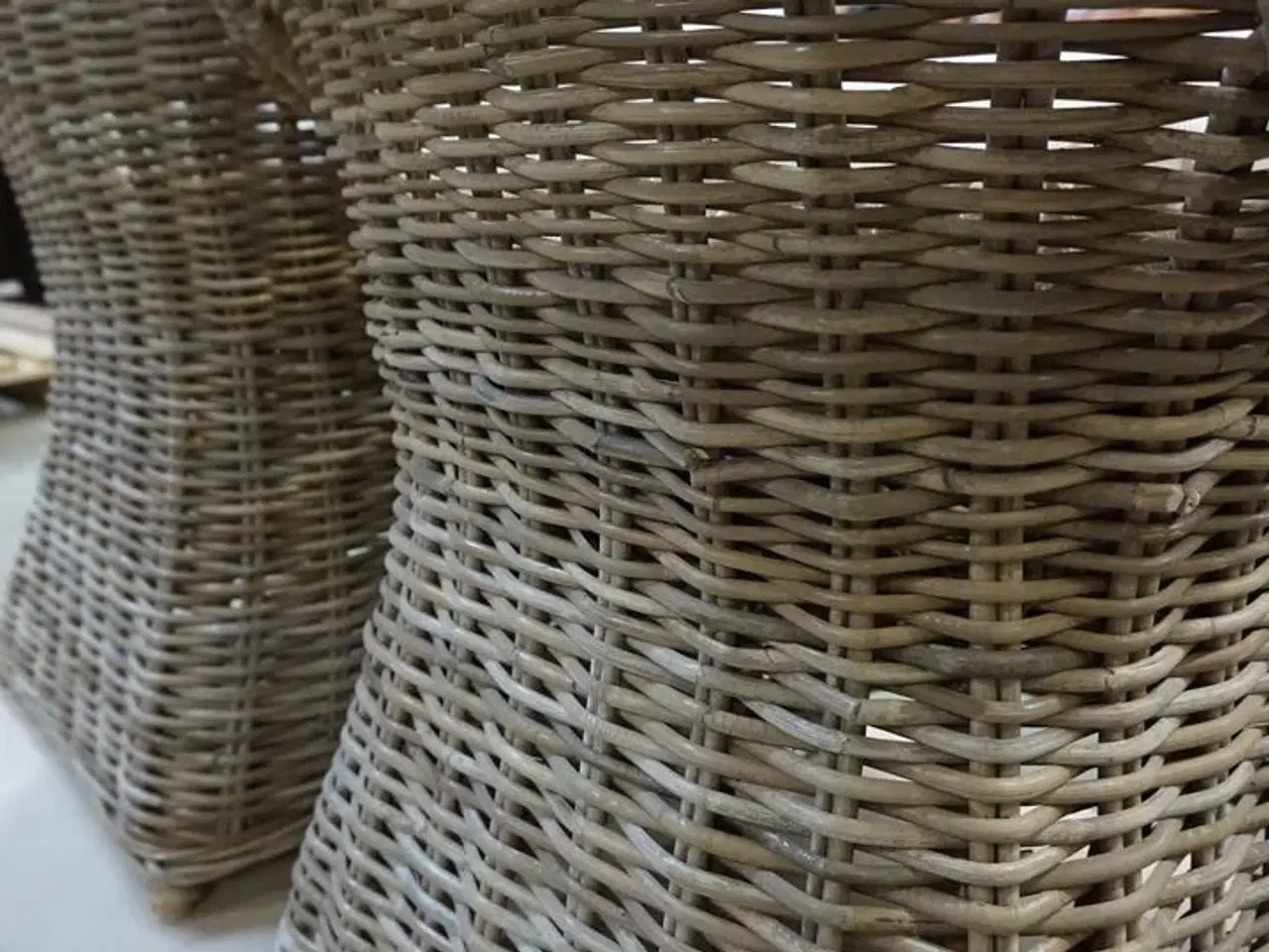 Billede 5 - 2 stk Rimini kurvestole med hynder