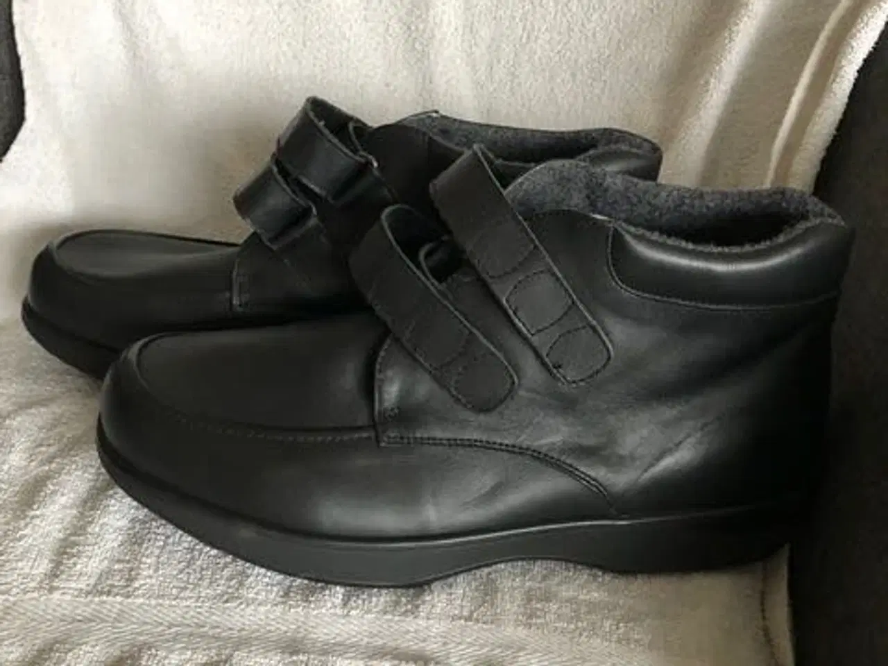 Billede 5 - Kort støvle fra New Feet