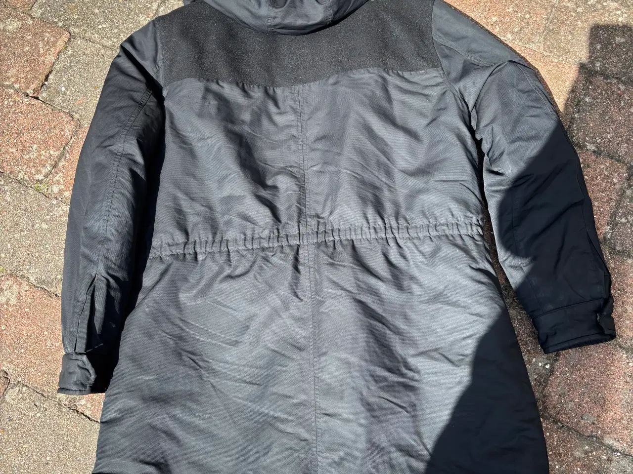 Billede 2 - Sort jakke str xl fra Filippa k