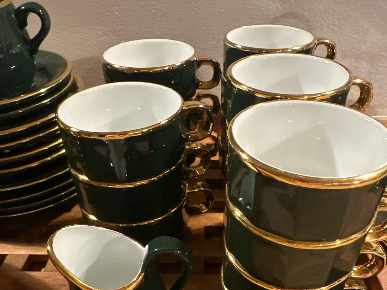 Billede 2 - Pillivuyt stel - mange dele