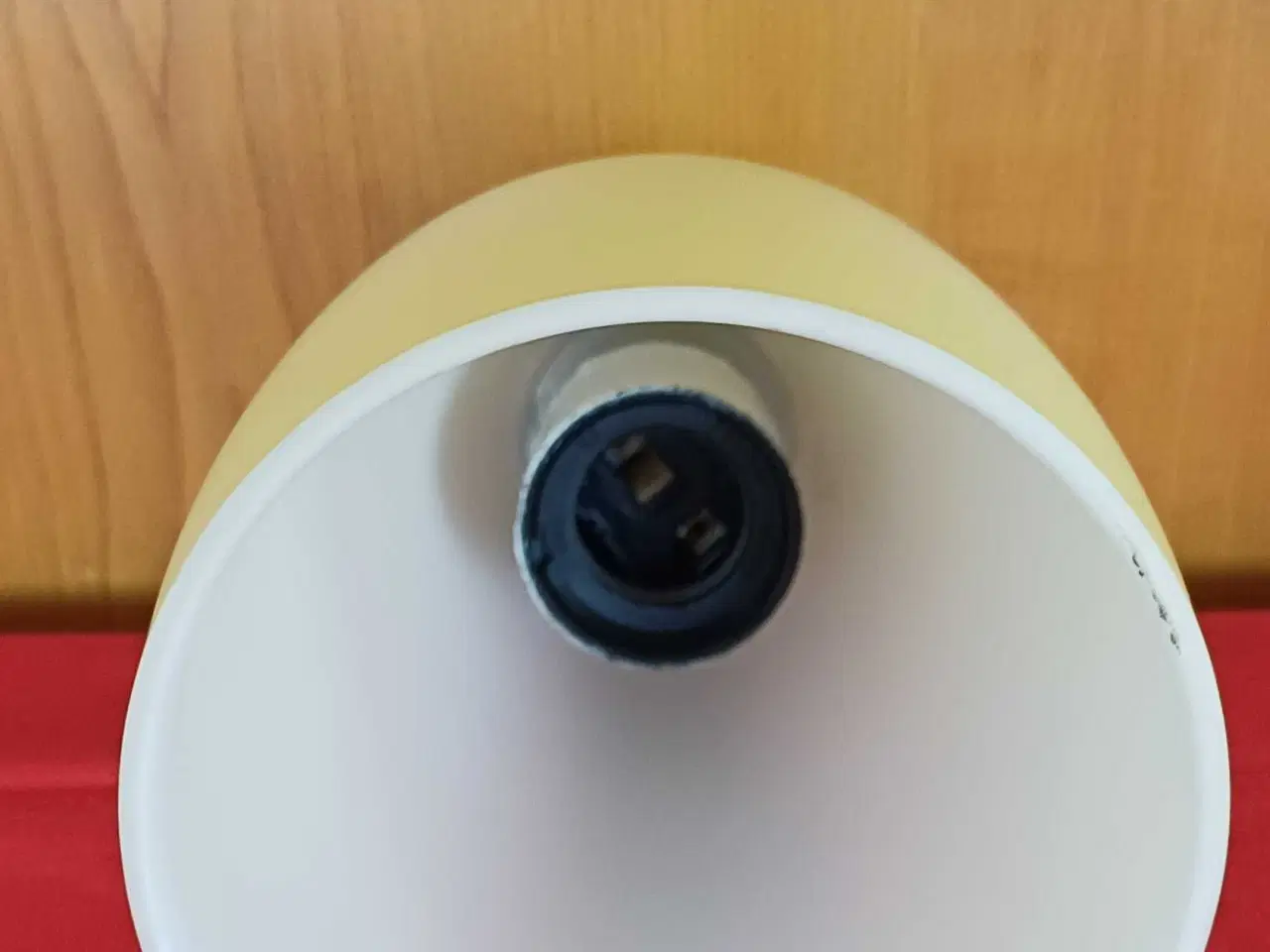 Billede 5 - Gul glas loftpendel med messingtop