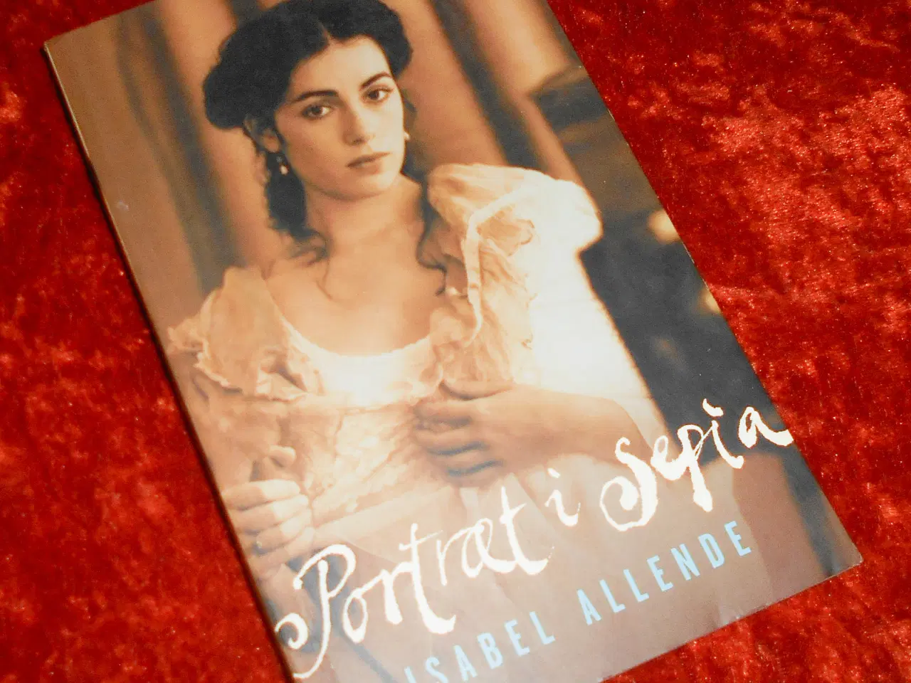 Billede 5 - Portræt i Sepia m.fl., Isabel Allende
