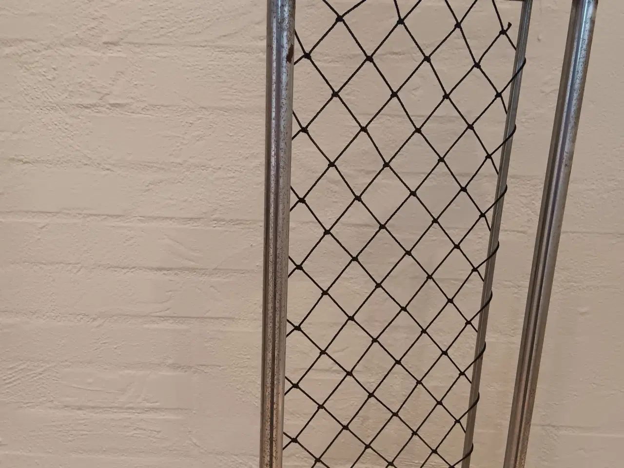 Billede 4 - Børge Mogensen hattehylde/knagerække teaktræ/krom