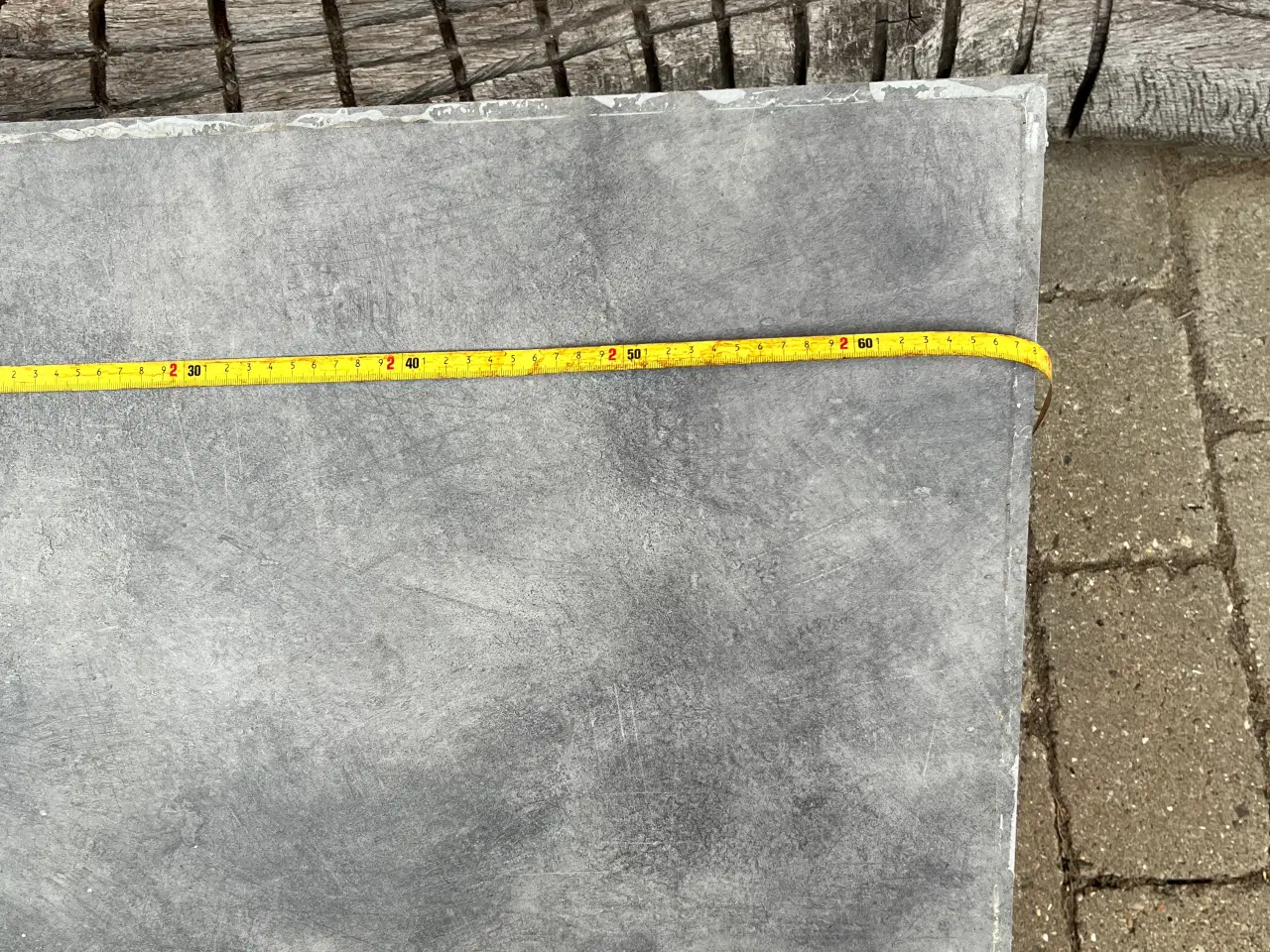 Billede 2 - Grå laminatbrodplade med underlimet 50 cm vask 