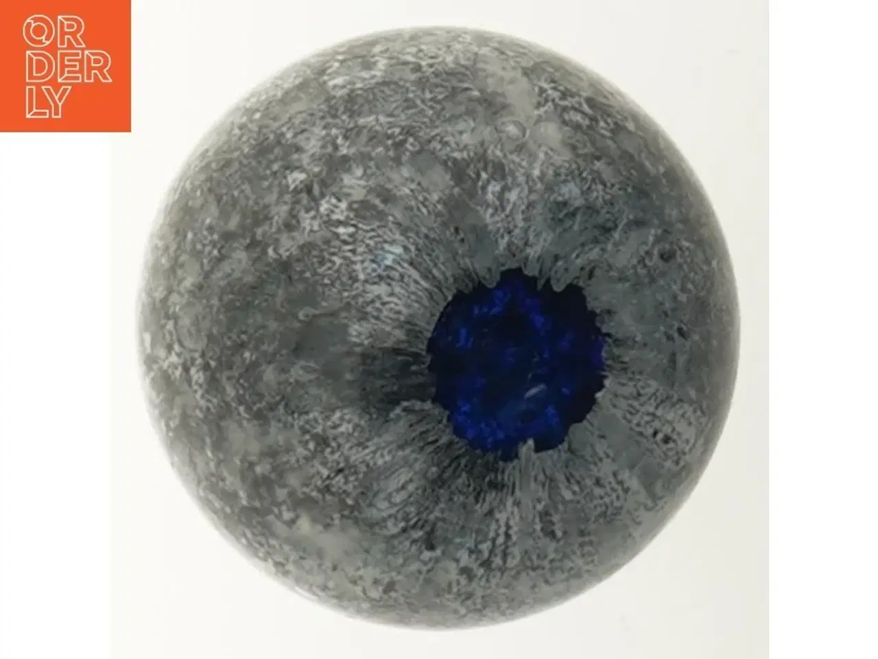 Billede 2 - Mørk dekorationskugle i marmor/granit med mønstret overflade (str. Ø 8 cm)