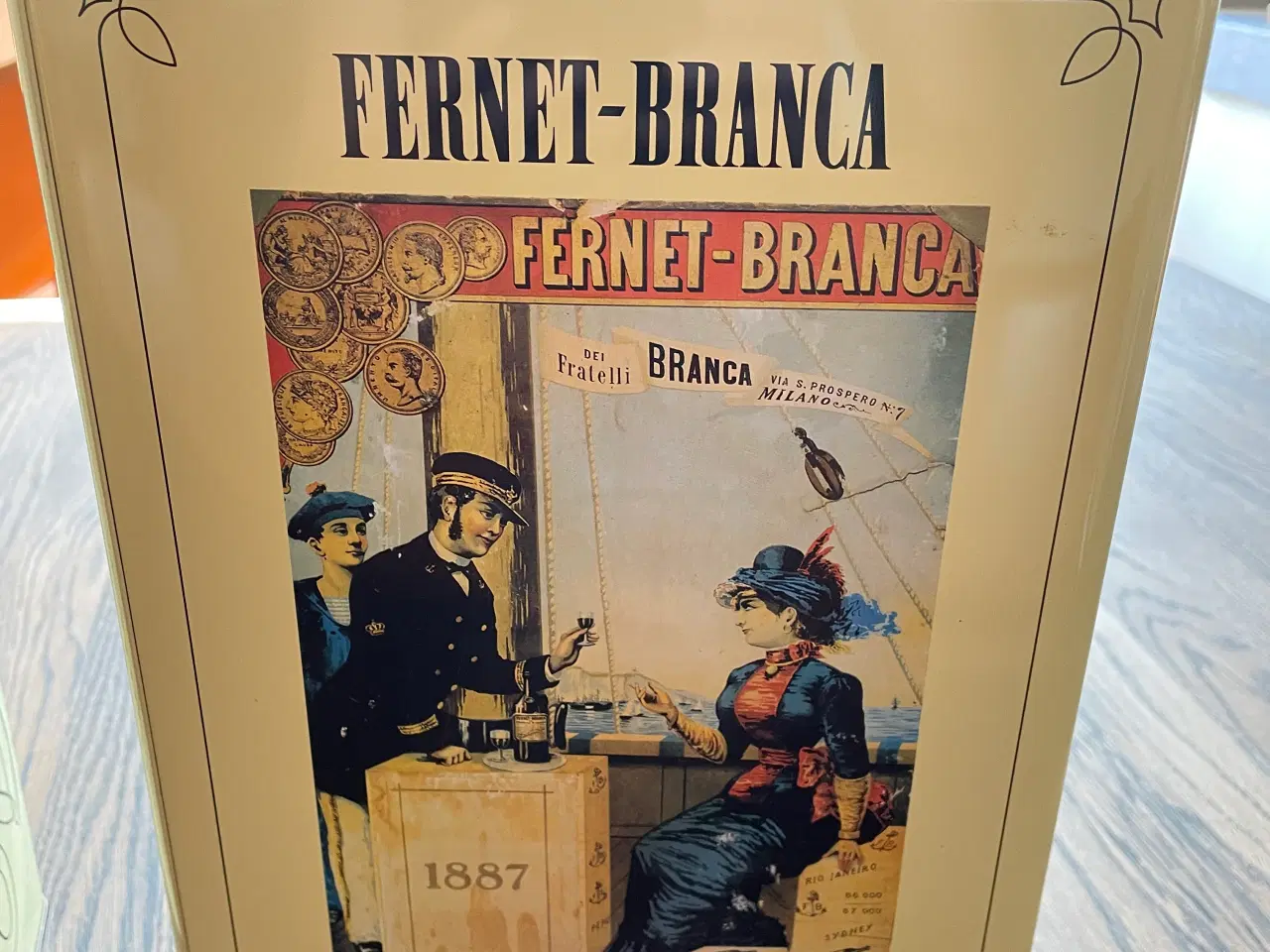 Billede 3 - FERNET-BRANCA blikdåser.