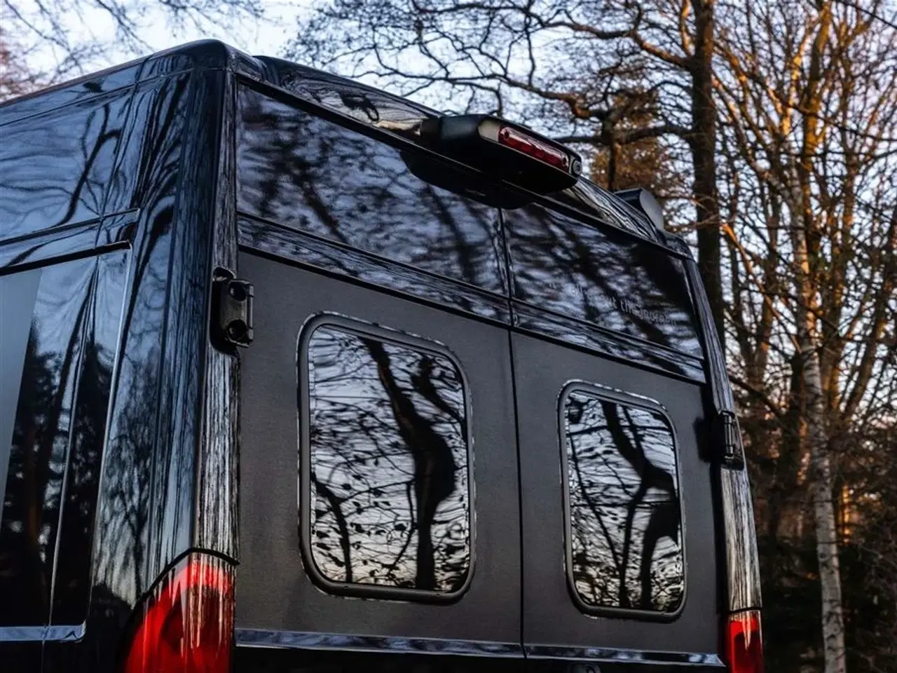 Billede 47 - 2026 - Tourne 6.0 Select aut. gear - Black - 180HK Tournes topmodel