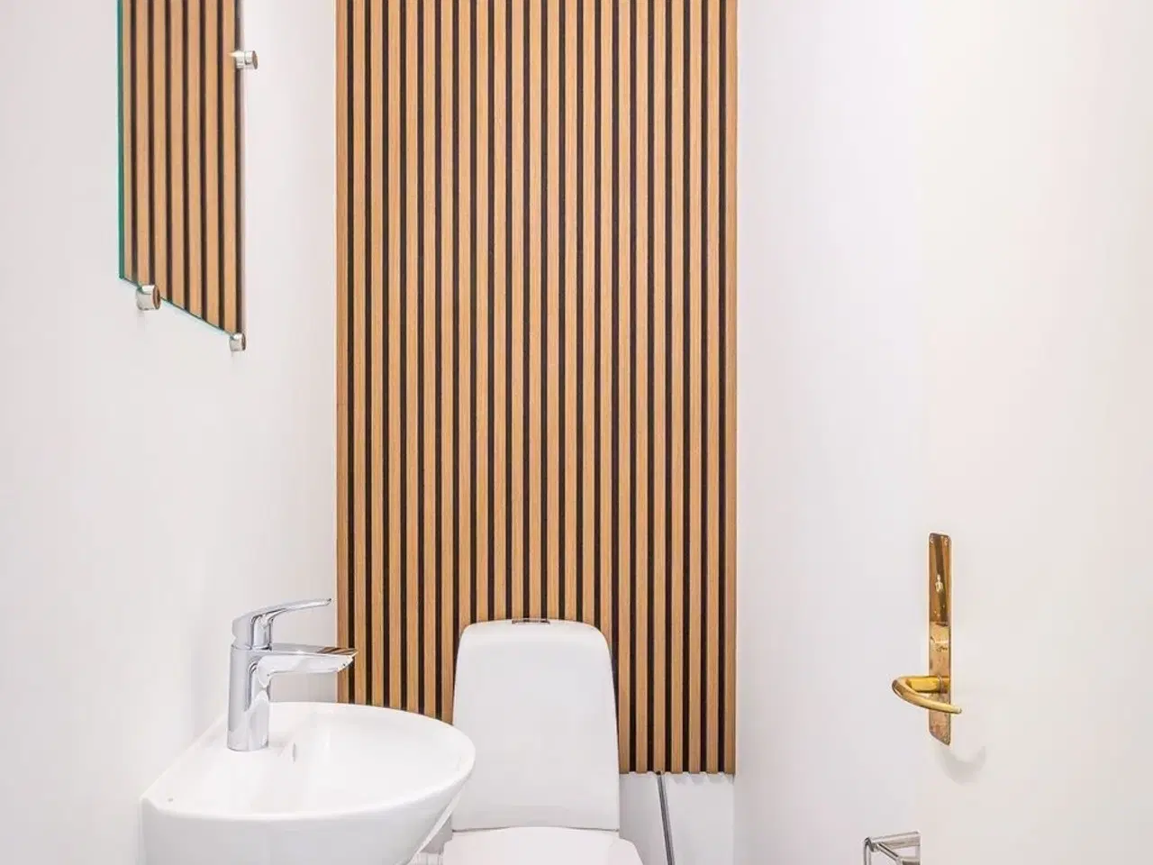 Billede 11 - Lækkert og gennemgribende nyistandsat kontorlejemål på 192 m²