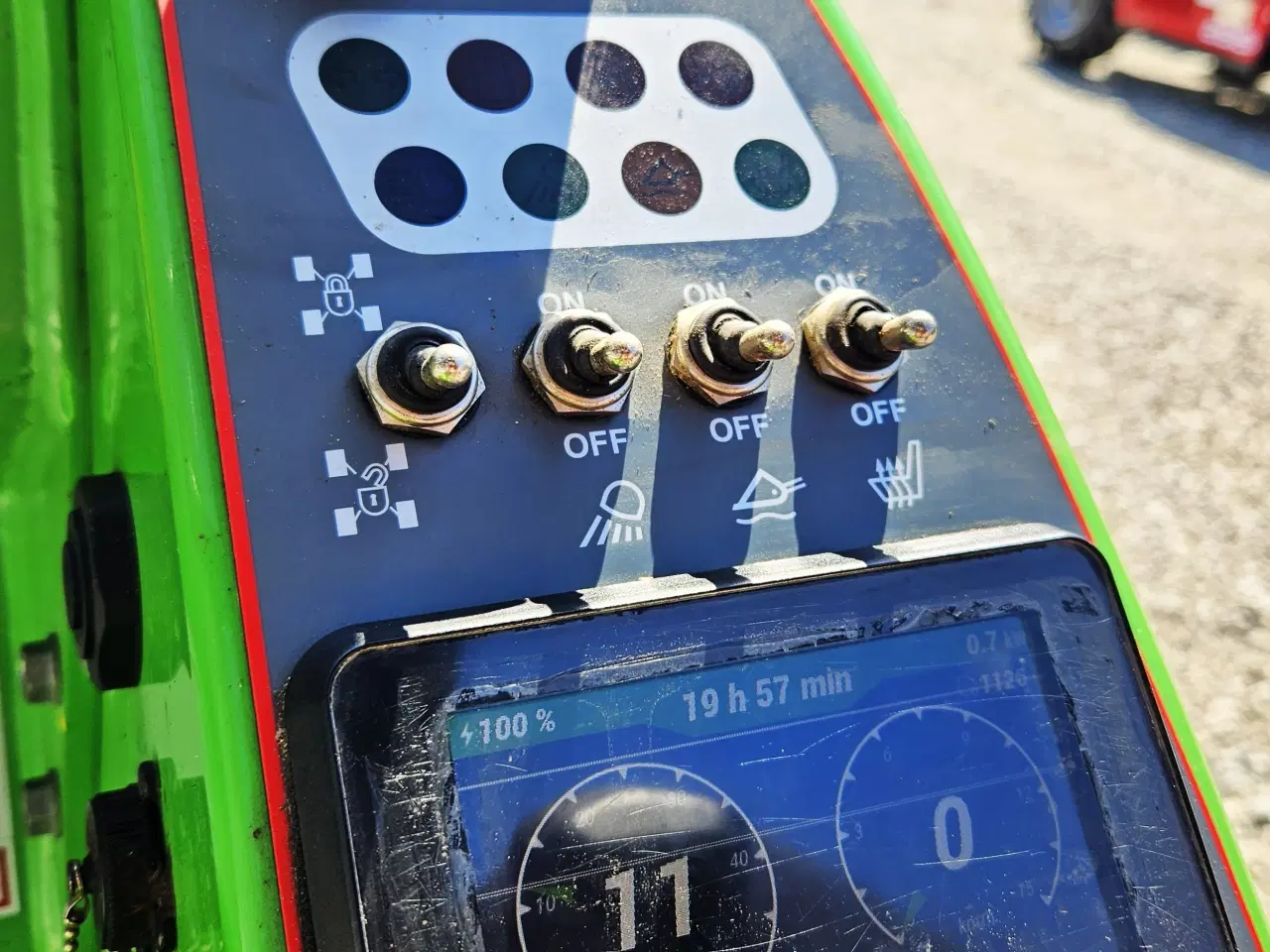 Billede 16 - Avant E5 / 1100 timer / teleskoparm / 2 redskaber