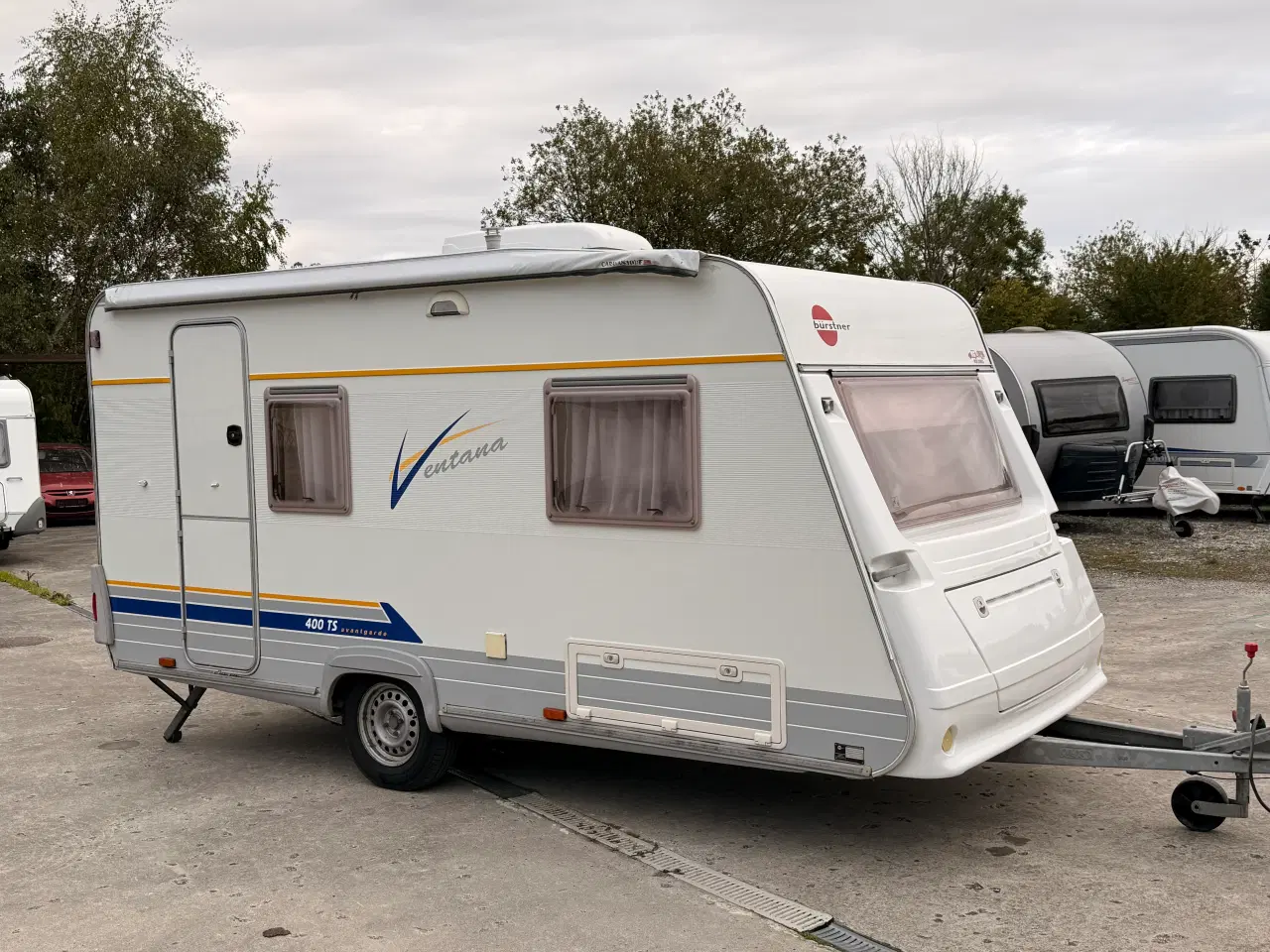 Billede 3 - 2001 Burstner Ventana 400 TS / AirCon/ Fortelt