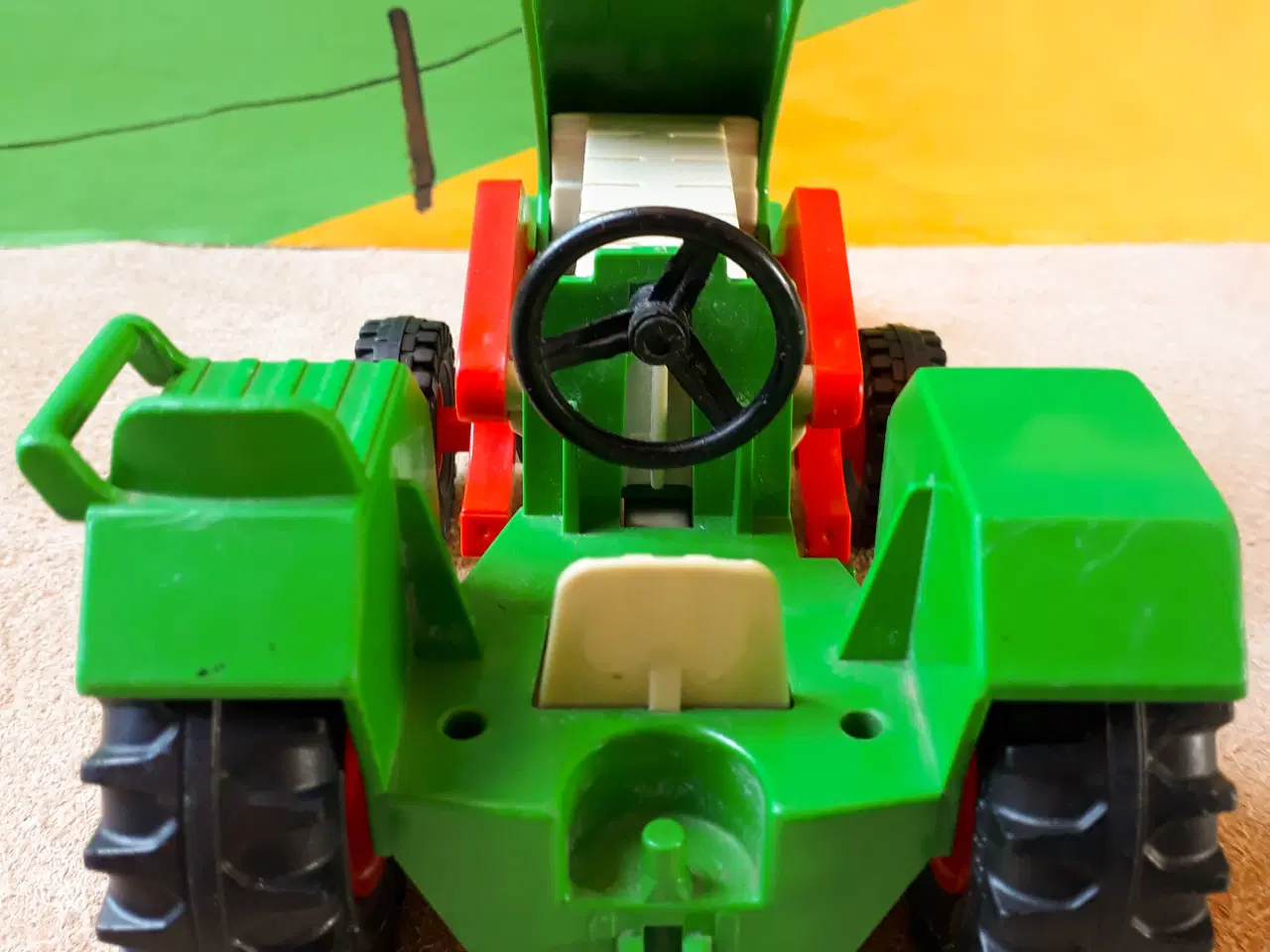 Billede 7 - Legetøjstraktor med Trailer