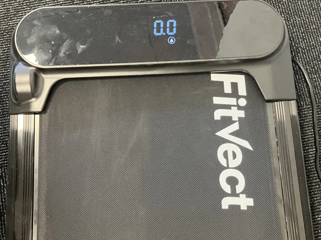 Billede 3 - Fitvect C1 er et ultra-fladt gåbånd til kontor