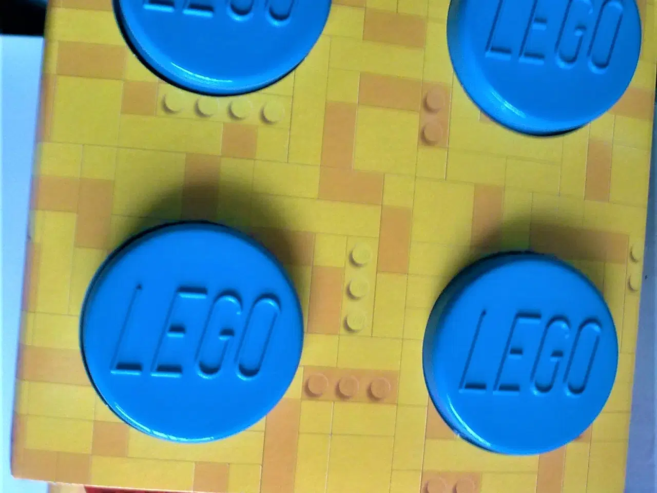 Billede 3 - LEGO hylde i org. emballage UBRUGT BLÅ el RØD